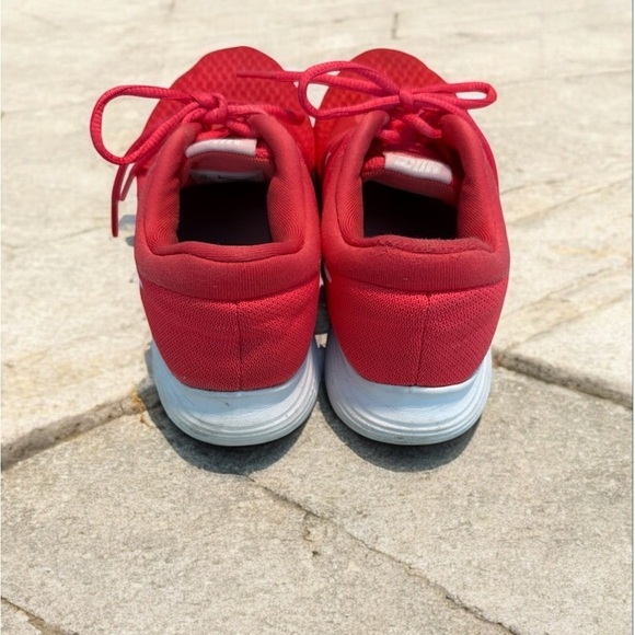 Nike Womens Revolution 4 Shoes Size 8.5 Running Sneakers Coral Pink - Picture 4 of 6